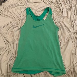 cute nike green tank top!